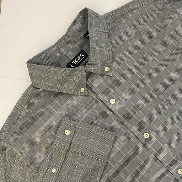 Chaps Men's Gray Checkered Button Down Shirt - Picture 1 of 8